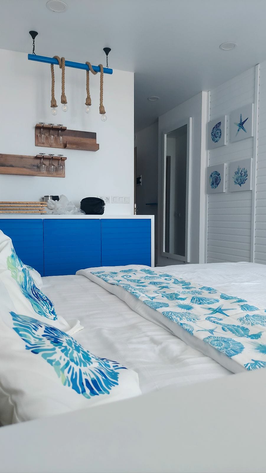 Bespoke studio for sale batumi bed