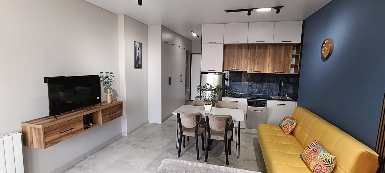 Studio Black Sea Towers for sale overview